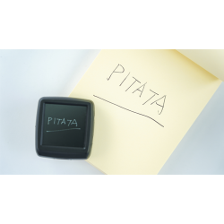 Palm Peeker by PITATA MAGIC