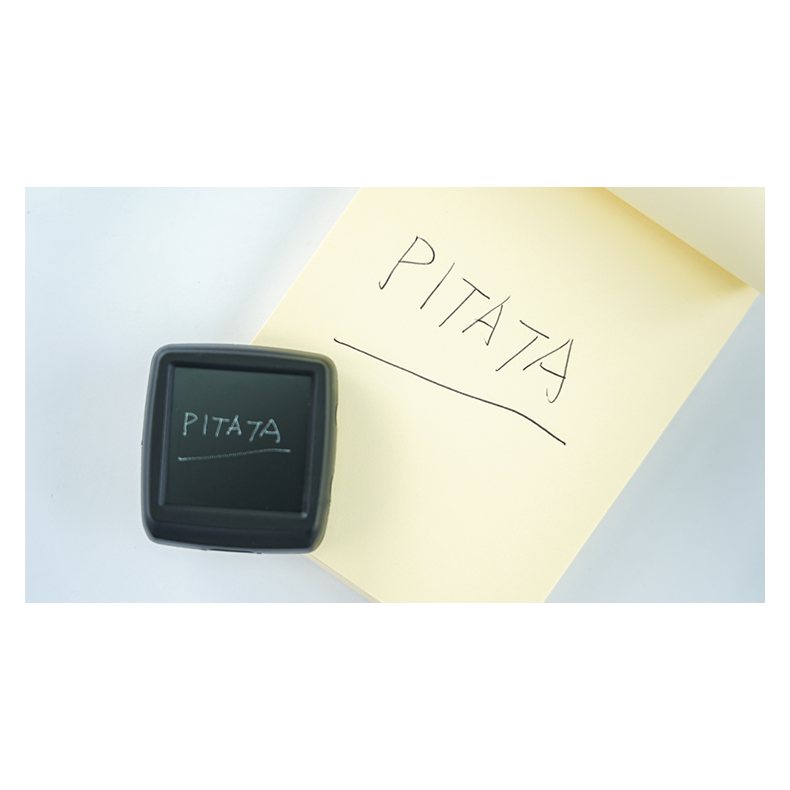 Palm Peeker by PITATA MAGIC