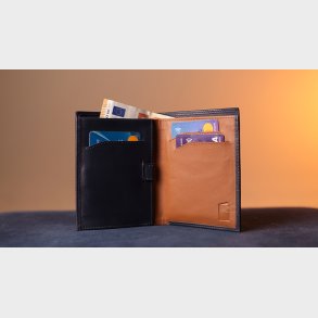 The Rebel Wallet Elite by Secret Tannery