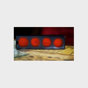 Perfect Manipulation Balls ( 4,5 cm Rd ) by Bond Lee