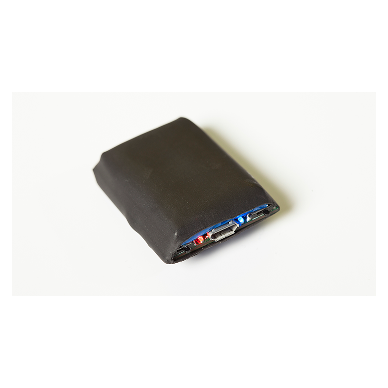 Cardiographic Stage Electronic by Martin Lewis &amp; Joo Miranda