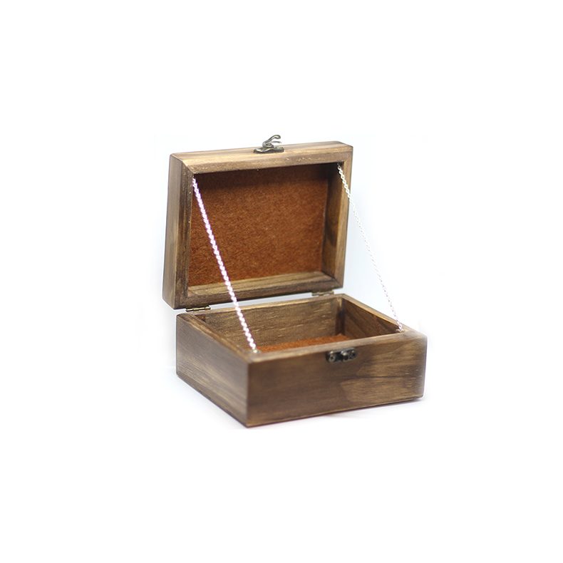 Haunted Box (Deluxe) by Joo Miranda 