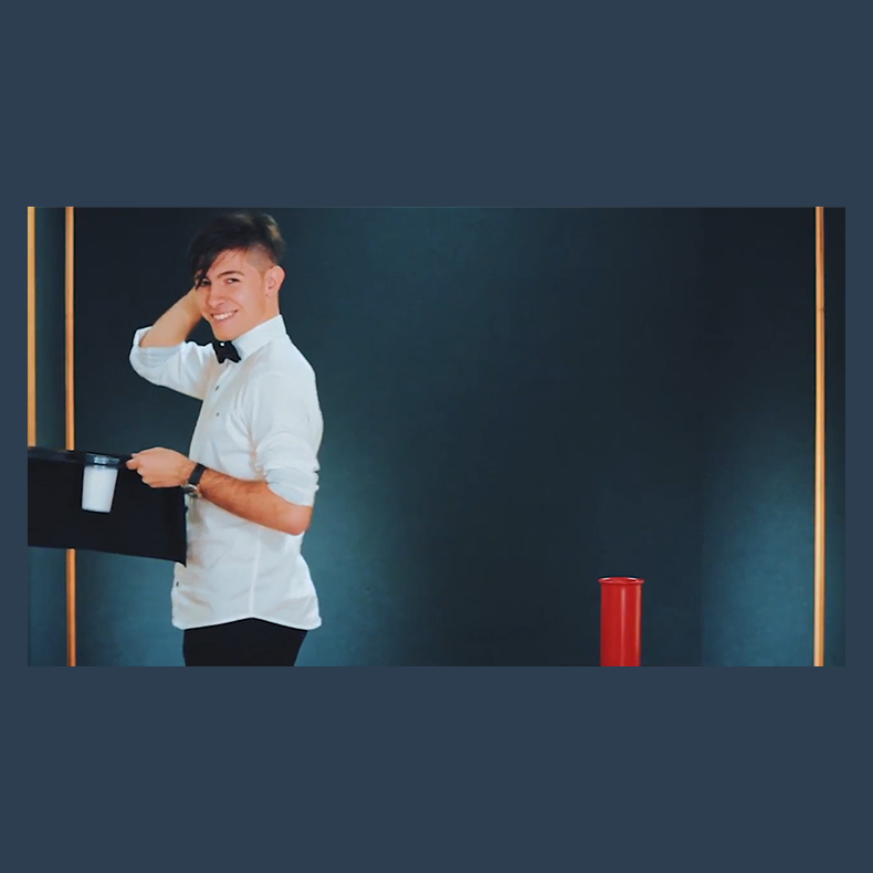  Vanishing Glass of Milk PRO by Bazar de Magia 