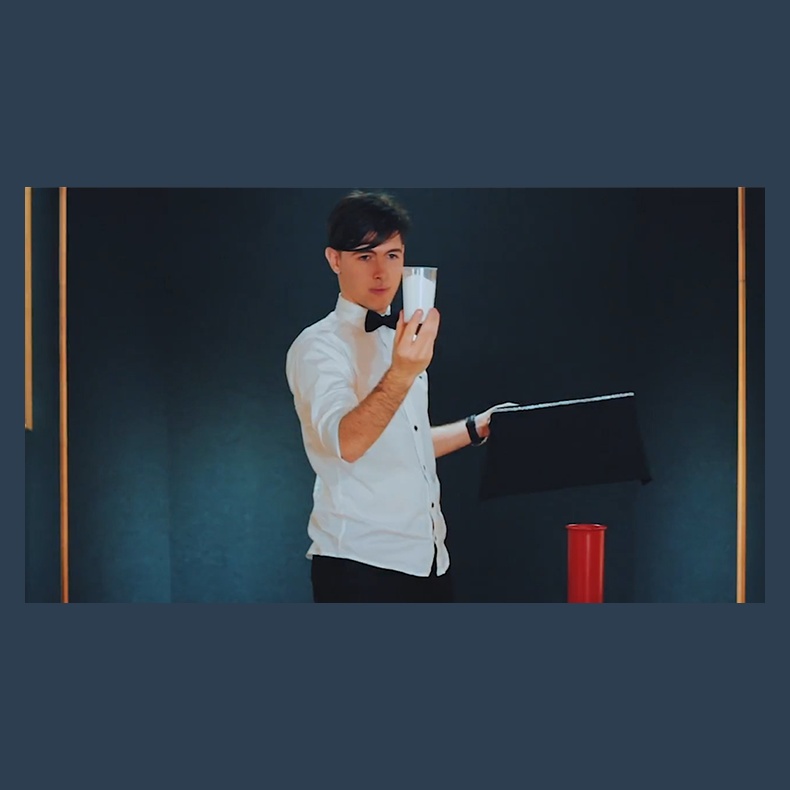  Vanishing Glass of Milk PRO by Bazar de Magia 