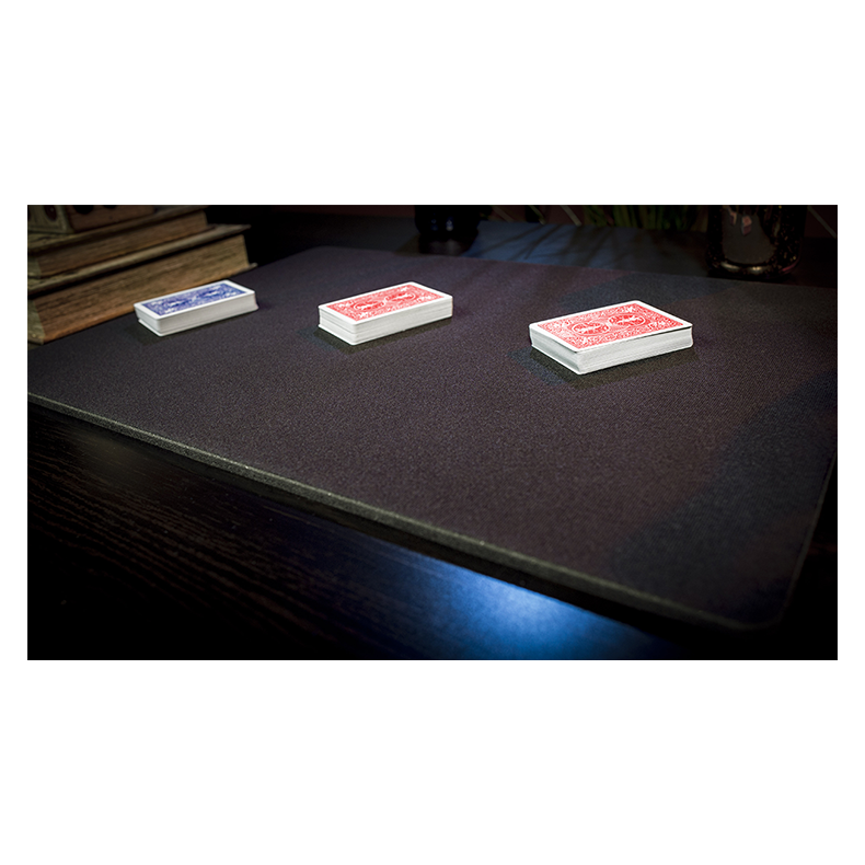 Deluxe Close-Up Pad 16X23 (Black)