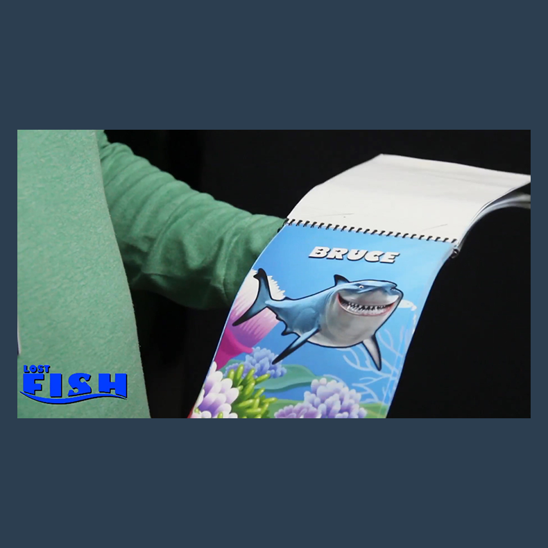 Lost Fish (Small) by Aprendemagia