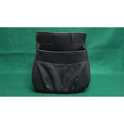 BUSKER POUCH by The Ambitious Card