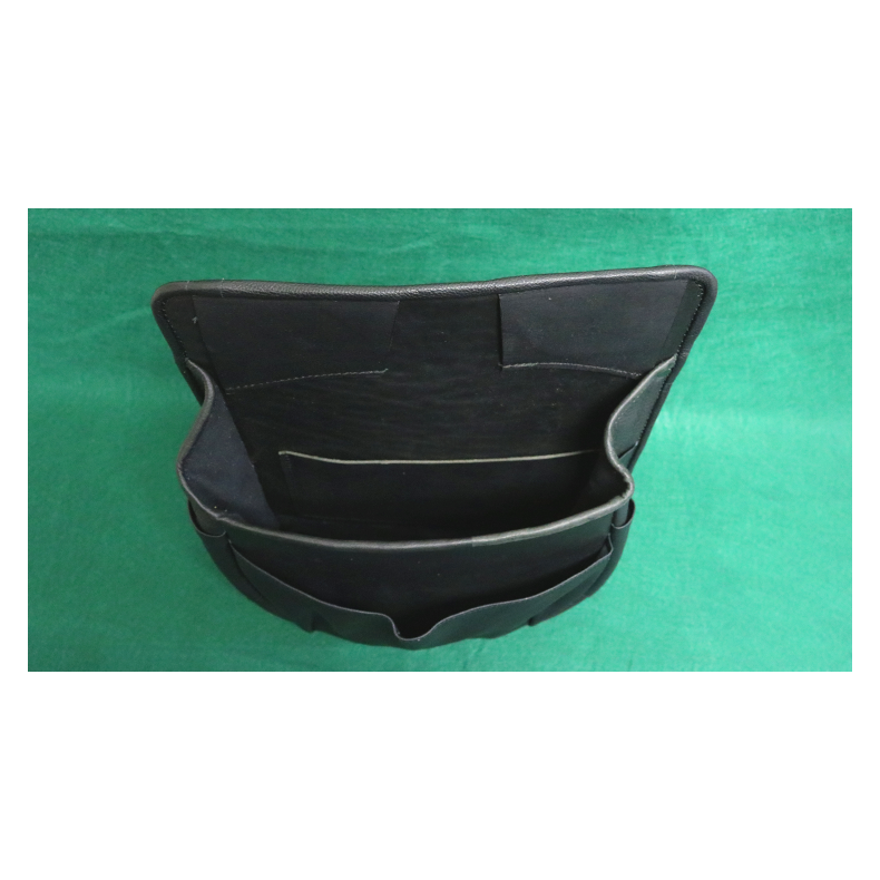 PARLOR PLUS POUCH by The Ambitious Card