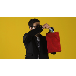 Invisibag by Joao Miranda and Rafael Baltresca