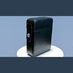 MAZE Leather Card Case (Black) by Bond Lee