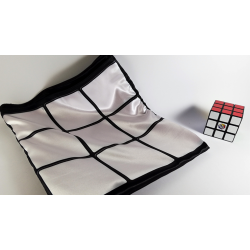 Qubik's Quick Change Bag by Lee Alex