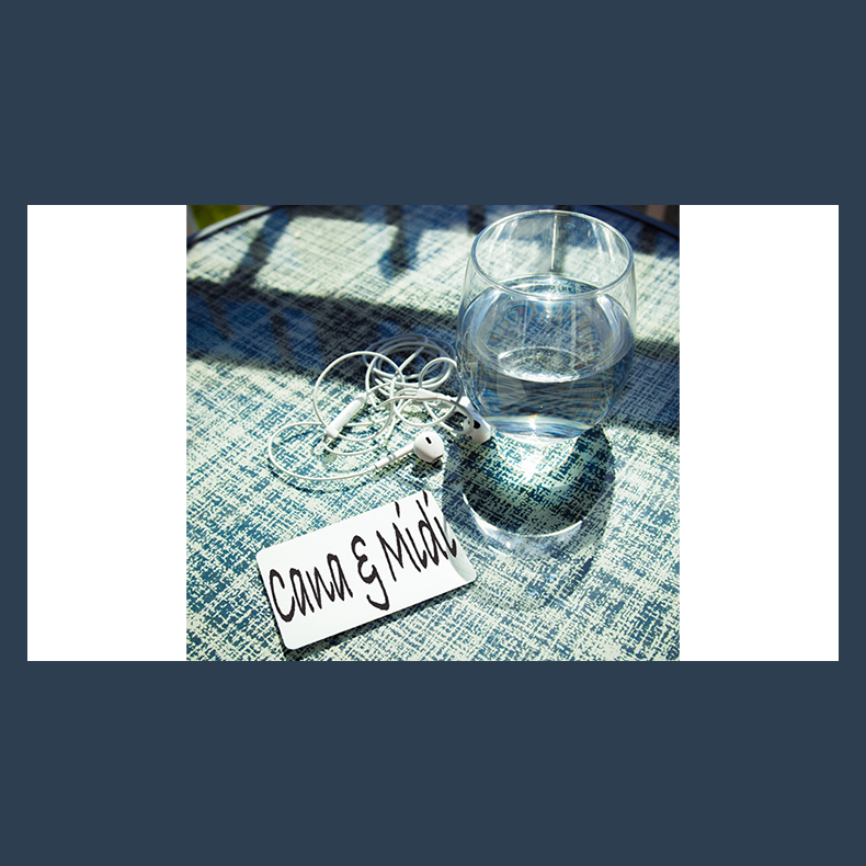Midi and Cana by Thaddius Barker video DOWNLOAD