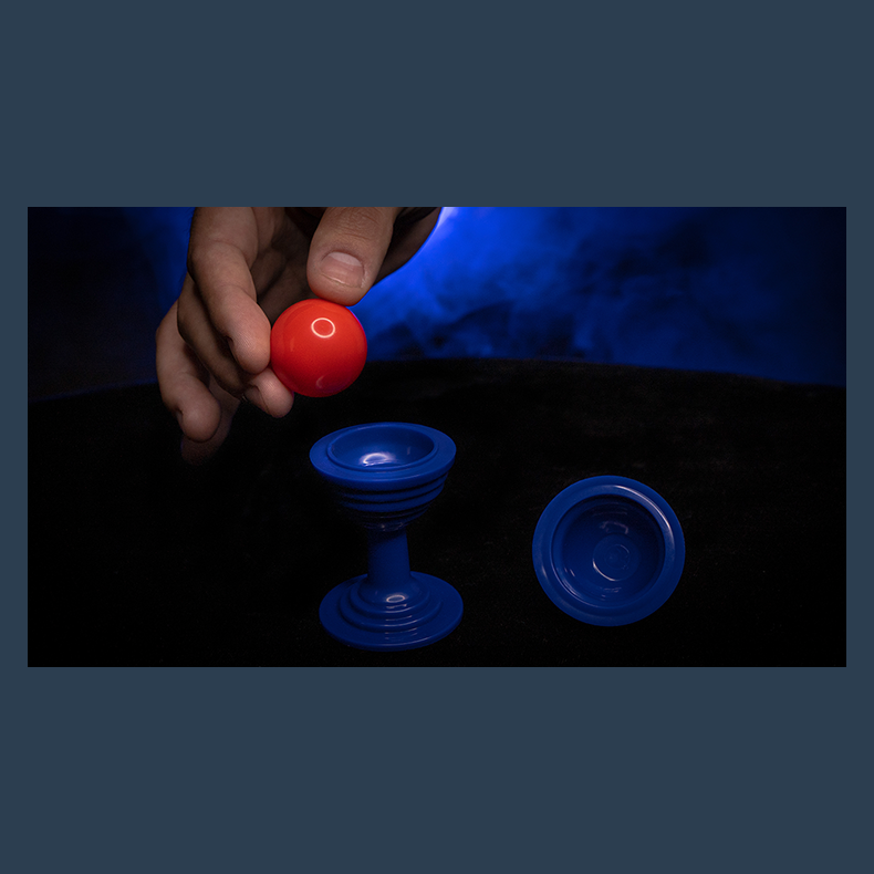 JEWEL THIEF / BALL VASE by Apprentice Magic