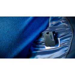 GRAVITY REEL HOLDER by Joao Miranda