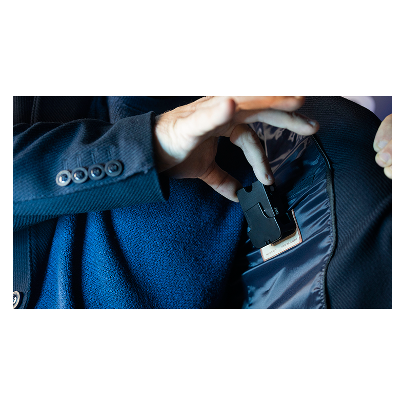 GRAVITY REEL HOLDER by Joao Miranda