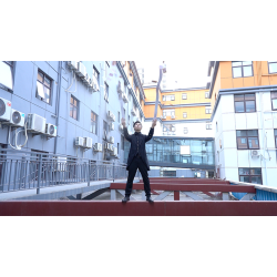 THE ROCKET Card Fountain RIGHT HANDED (Wireless Remote Version) by Bond Lee