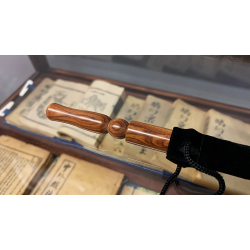 Wooden wand PRO (Bold Brown) by Harry He &amp; Bacon Magic