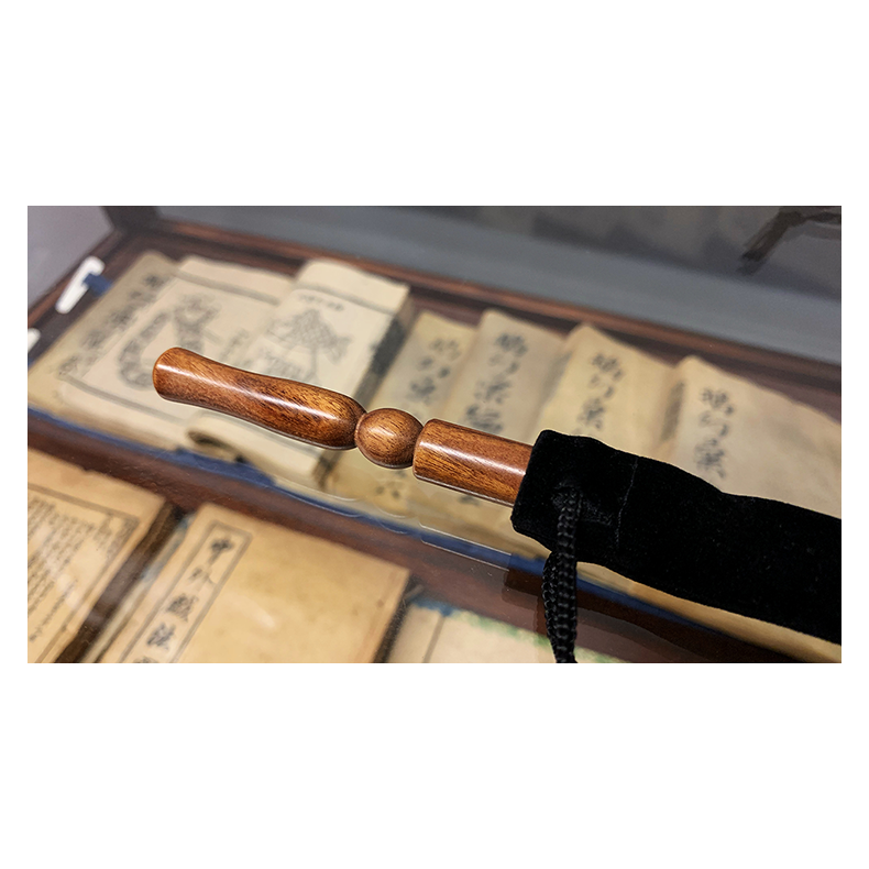 Wooden wand PRO (Standard Brown) by Harry He &amp; Bacon Magic