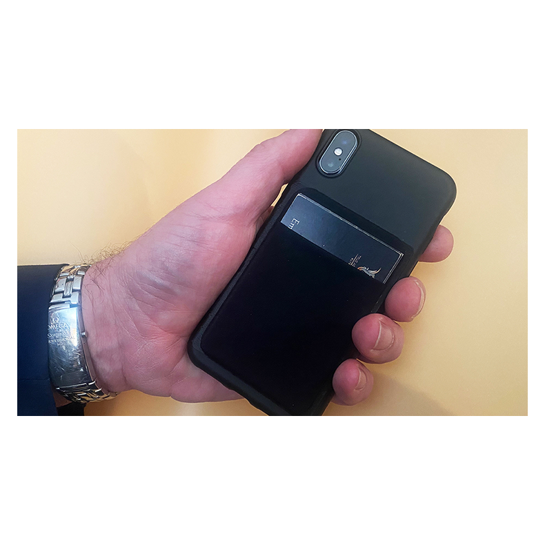 SHOWCASE (Universal) by Thomas Sealey