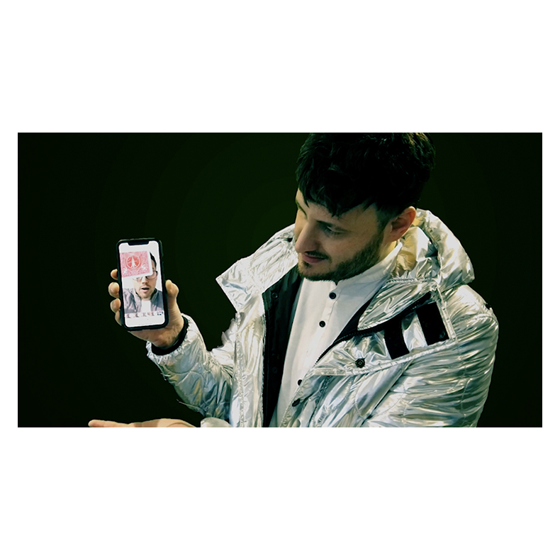 SHOWCASE (Universal) by Thomas Sealey