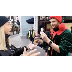 SHOWCASE (Universal) by Thomas Sealey