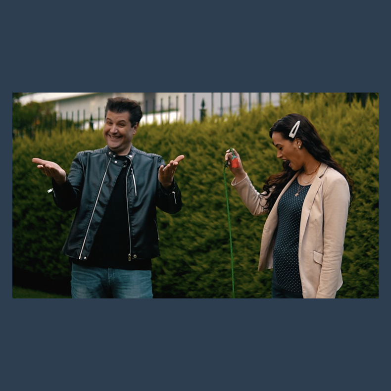 DROPPING FLOWER by Mago Rige