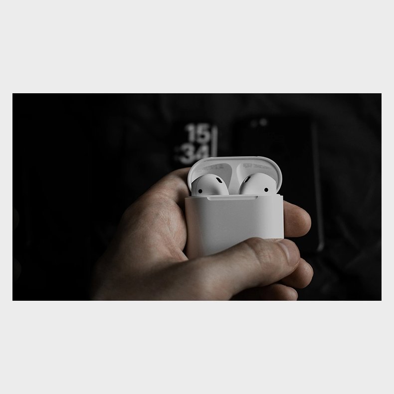 Self Vanishing Headphones by Ellusionist