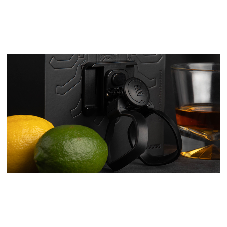 Hanson Chien Presents WBD (Water Balloon Dropper)