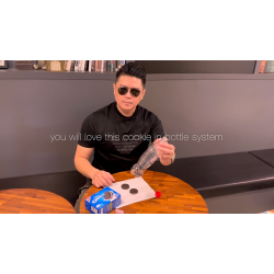 Cookie in Bottle by Taiwan Ben