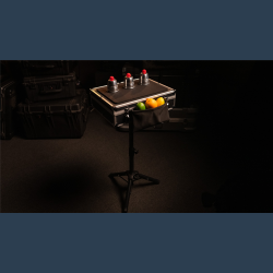 MAGICIANS BRIEFCASE TABLE by Murphy's Magic