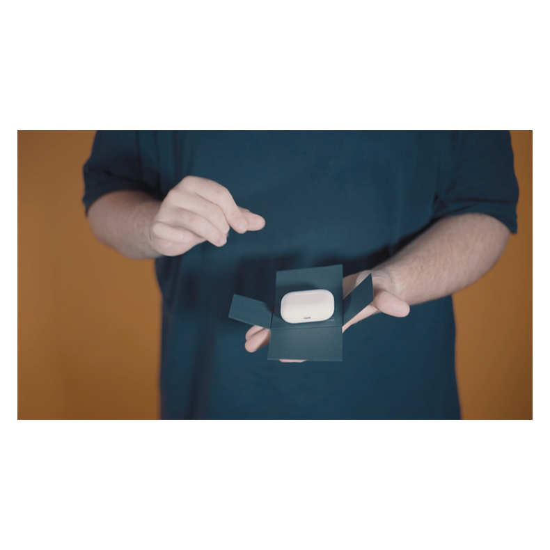 Appearing Car by Julio Montoro