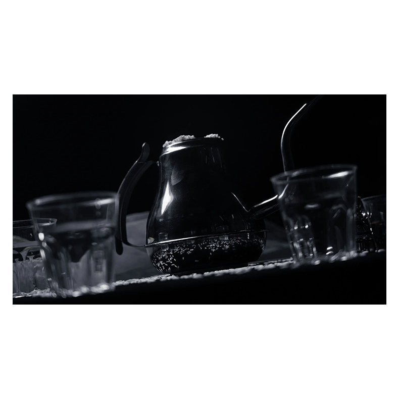 The Chinese Teapot by TCC Magic