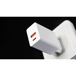 Impossible Charger by Roman Slomka &amp; TCC Magic