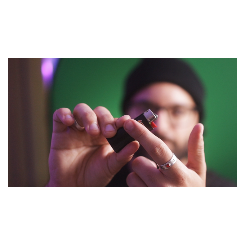 Bigger by Nikolas Mavresis