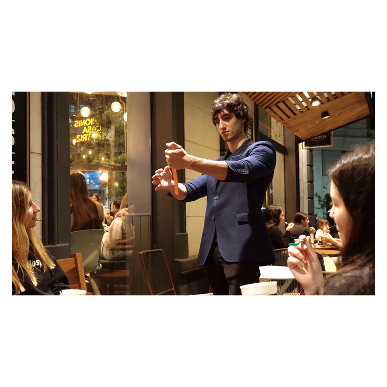 Color Extraction by Vernet Magic 