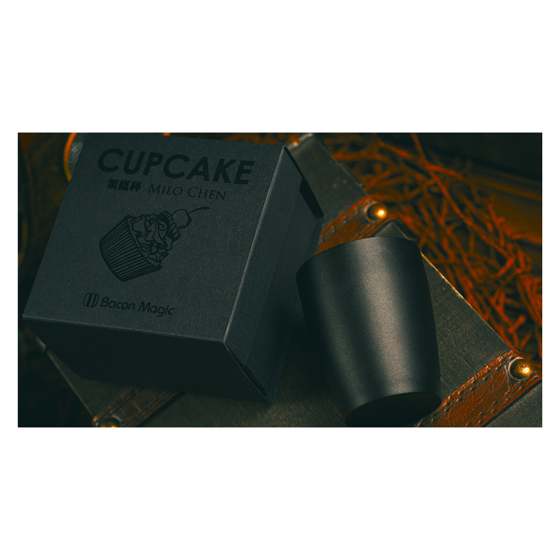 Cupcake 2.0 (Metal) by Milo &amp; Bacon Magic 