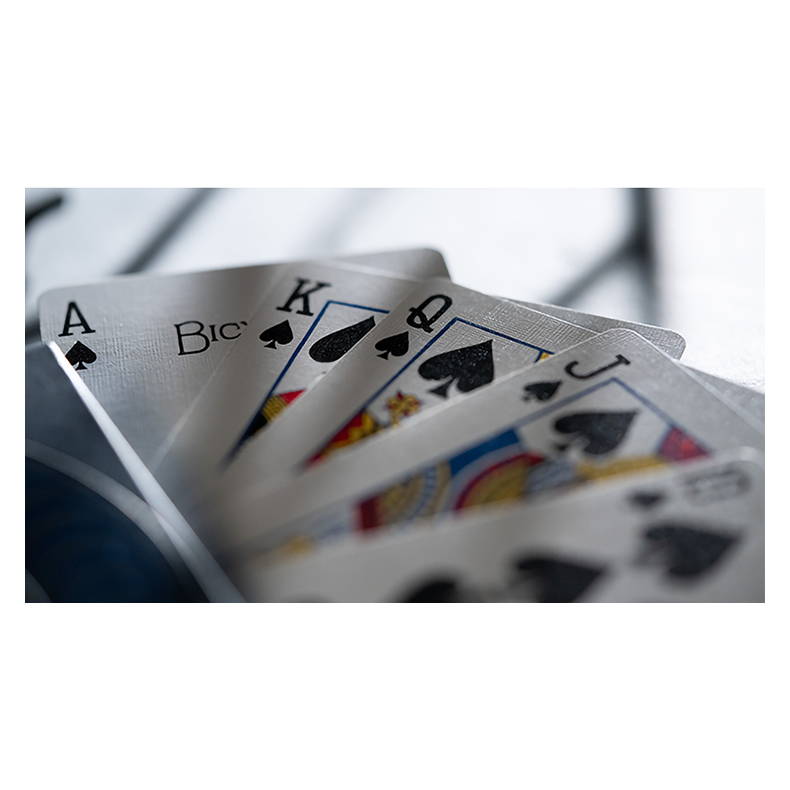 MAXI TWISTO by Nick Trost