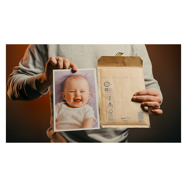 Fast Forward by Victor Sanz and Joo Miranda