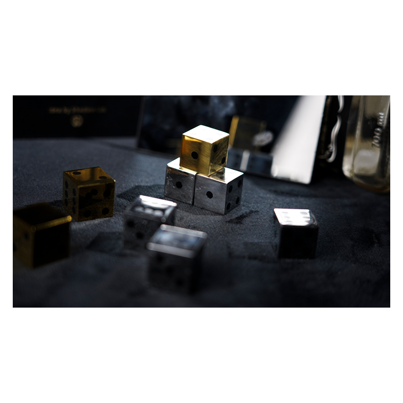 Hopping Dice by TCC Magic