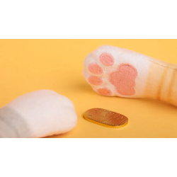 Cat Burglar by Davio Wu