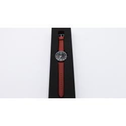 SB Watch 2 (2024) Noir Silver Three