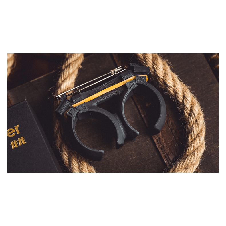 L Holder by Long Long &amp; Bacon Magic