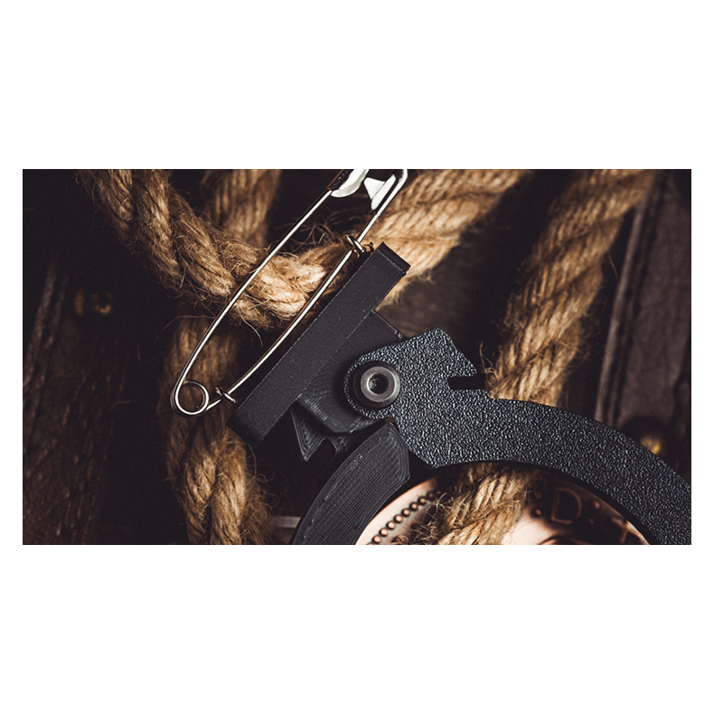 L Holder by Long Long &amp; Bacon Magic