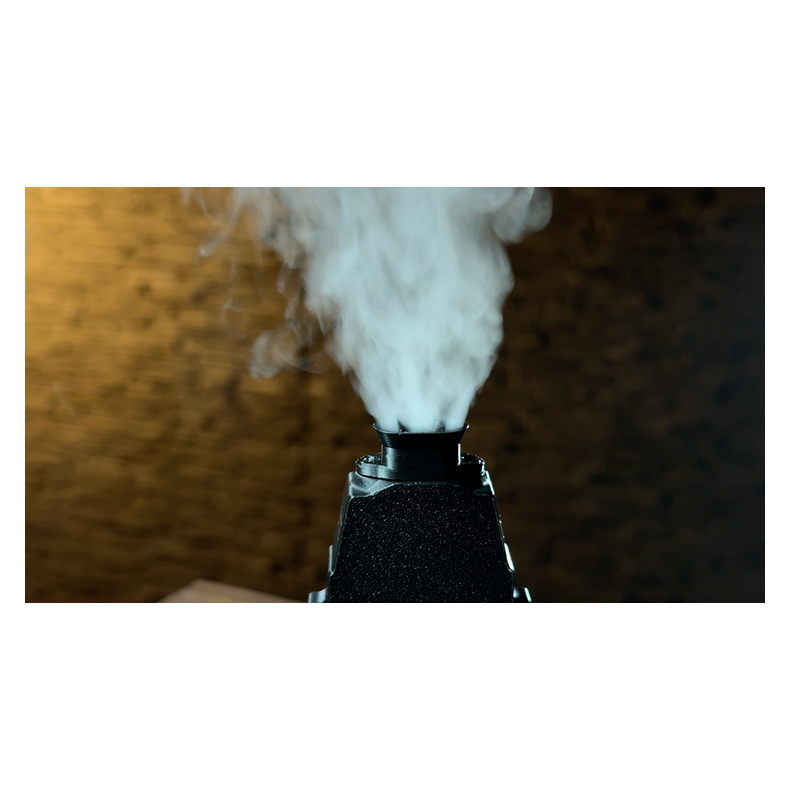 Ultra Smoke by Bond Lee