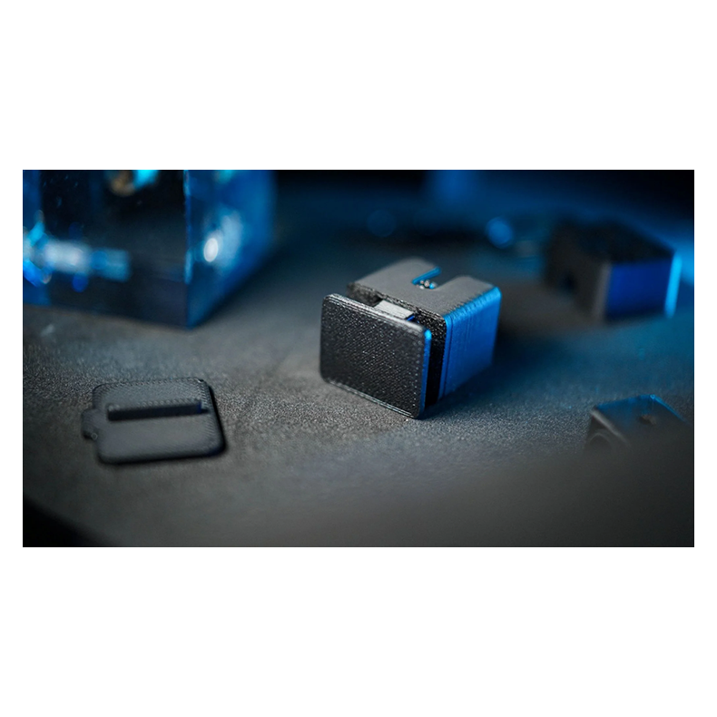 The EDC Holder by Mai Bro &amp; TCC Magic