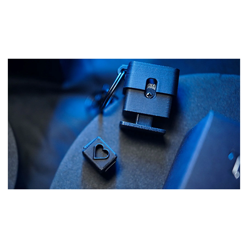 The EDC Holder by Mai Bro &amp; TCC Magic