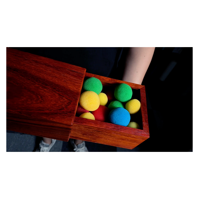 Alchemist's Chest by Bond Lee, Waylon.