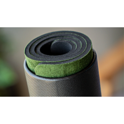 The DMC Luxury Close-Up Pad.