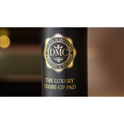 The DMC Luxury Close-Up Pad.