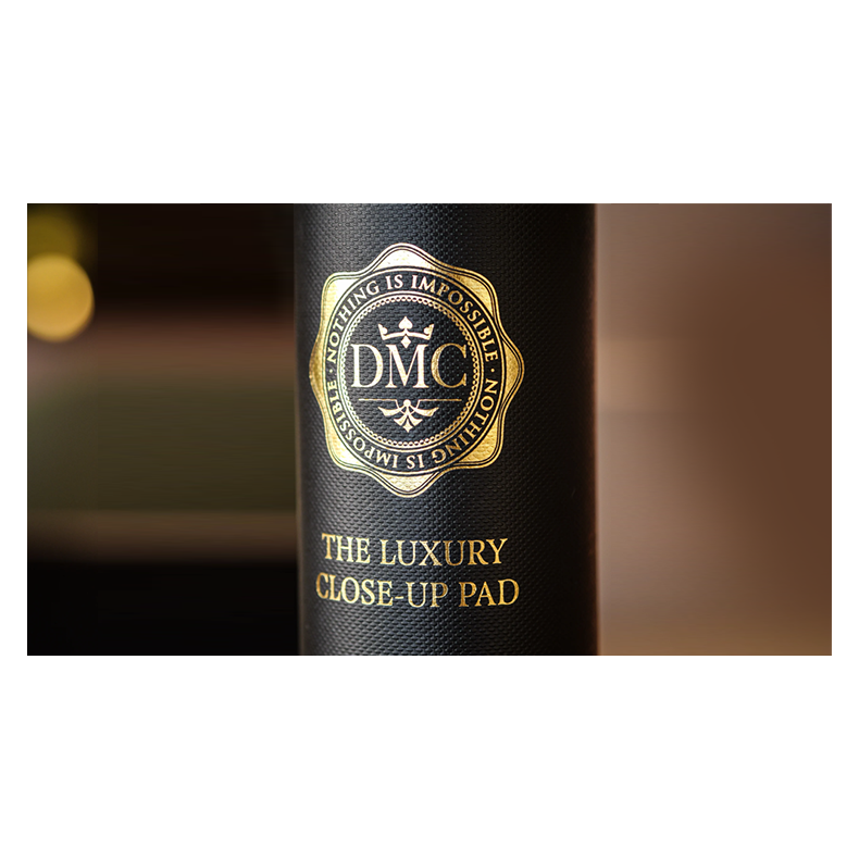 The DMC Luxury Close-Up Pad.